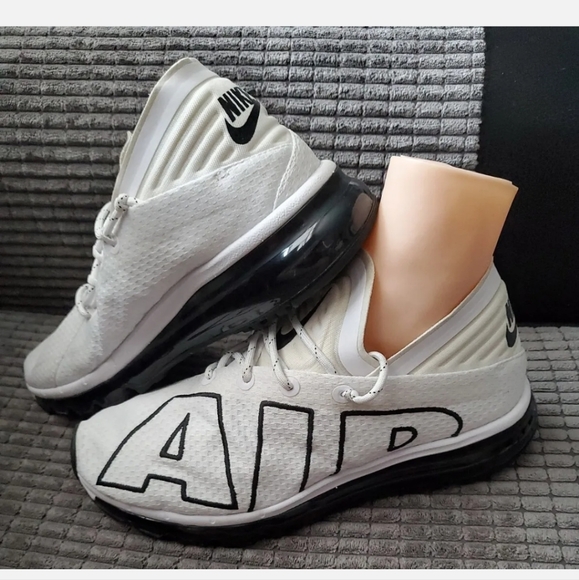 Nike Air Max Flair White Black Trainers Size UK 7 41 eu - Picture 2 of 8